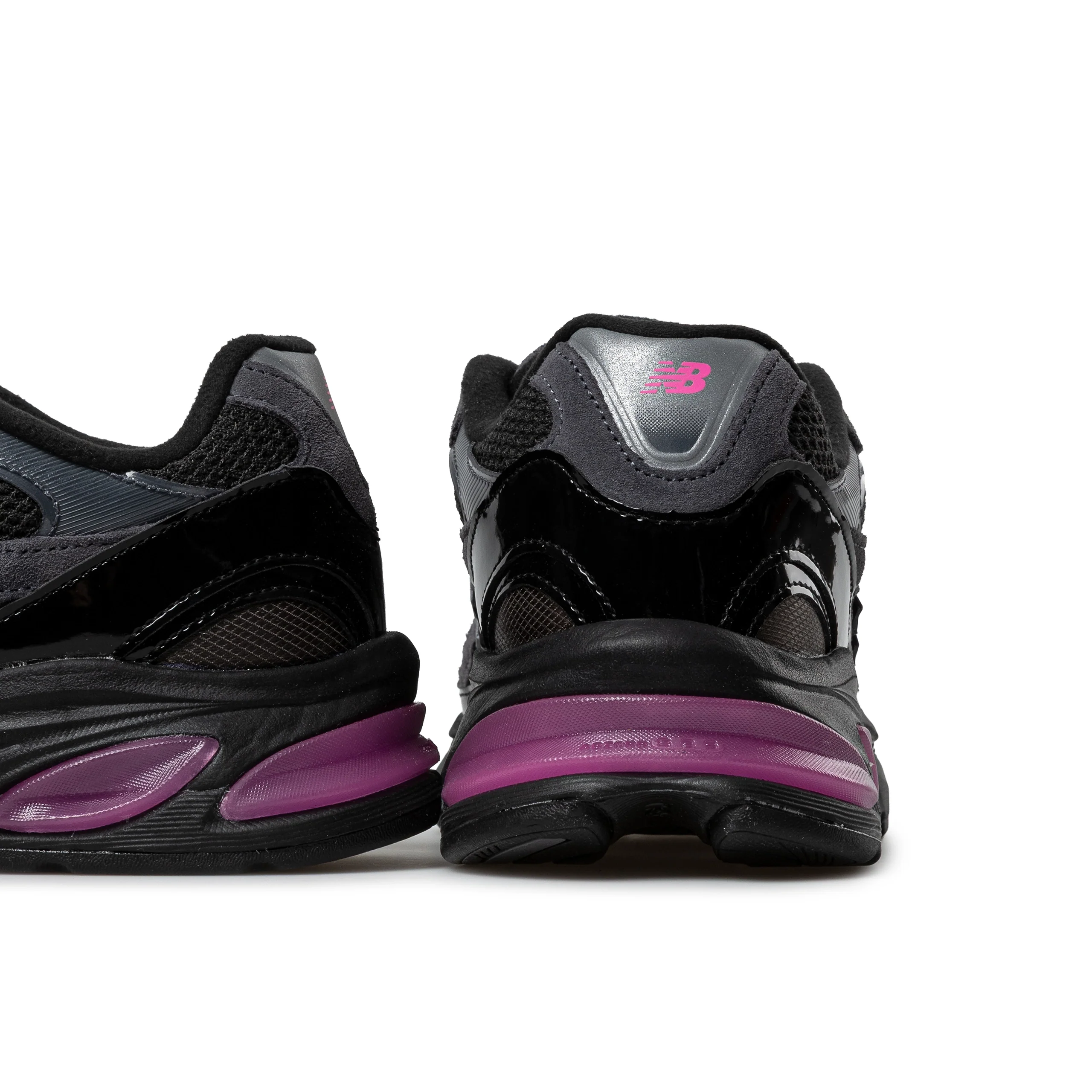 2010 | Black Pink Heat - Image 6