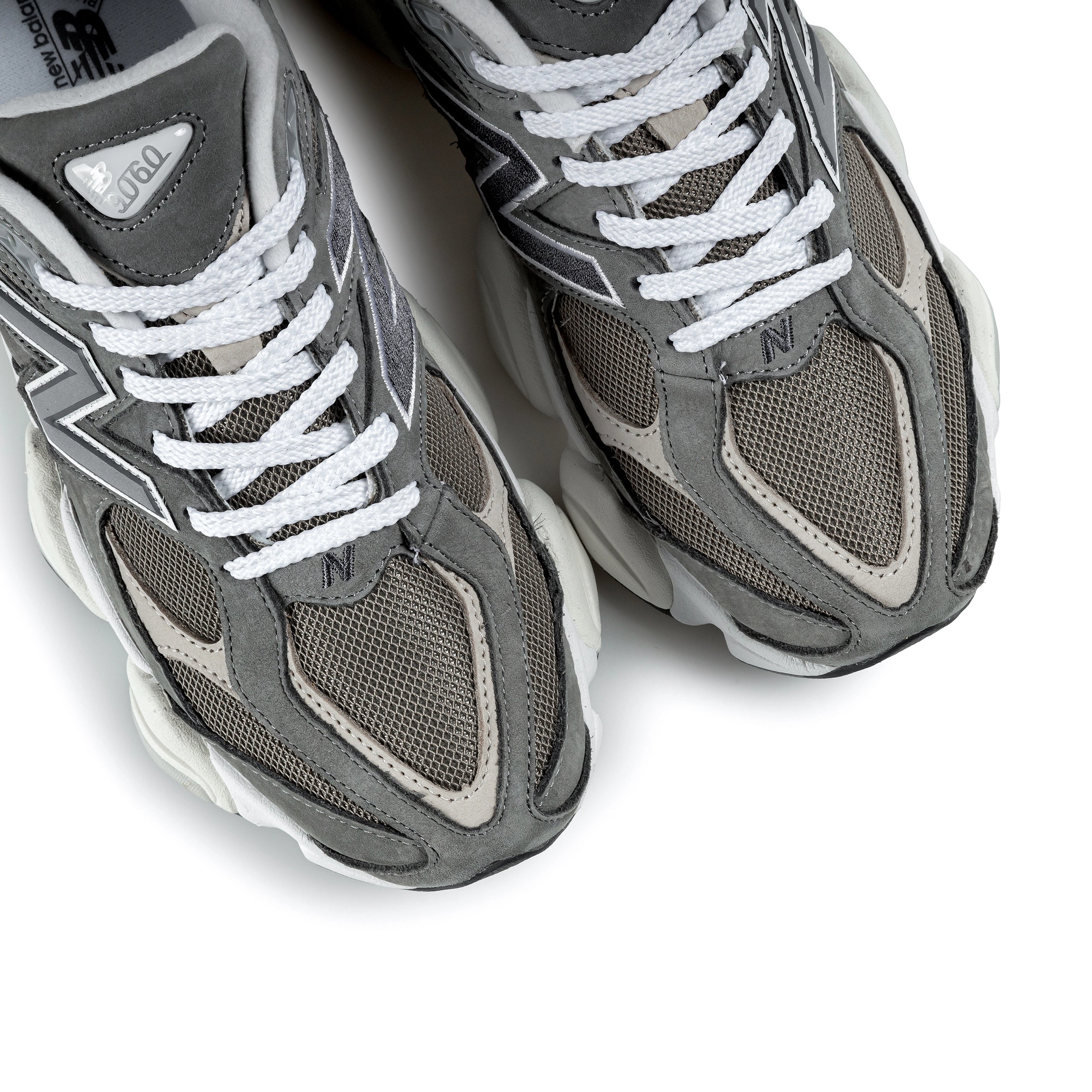 9060 | Grey Matter - Image 5