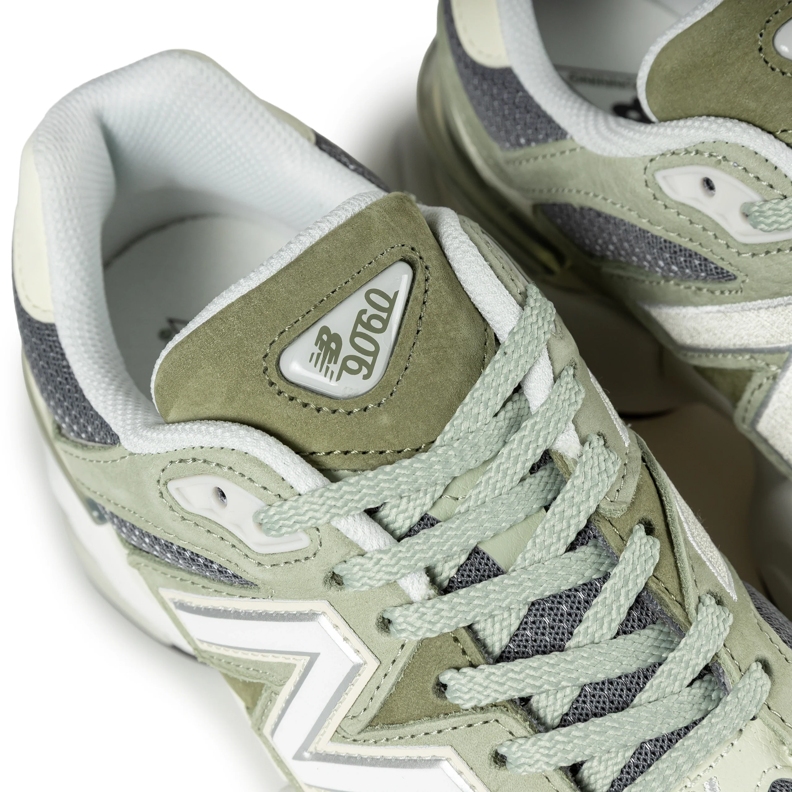 9060 | Olive - Image 4