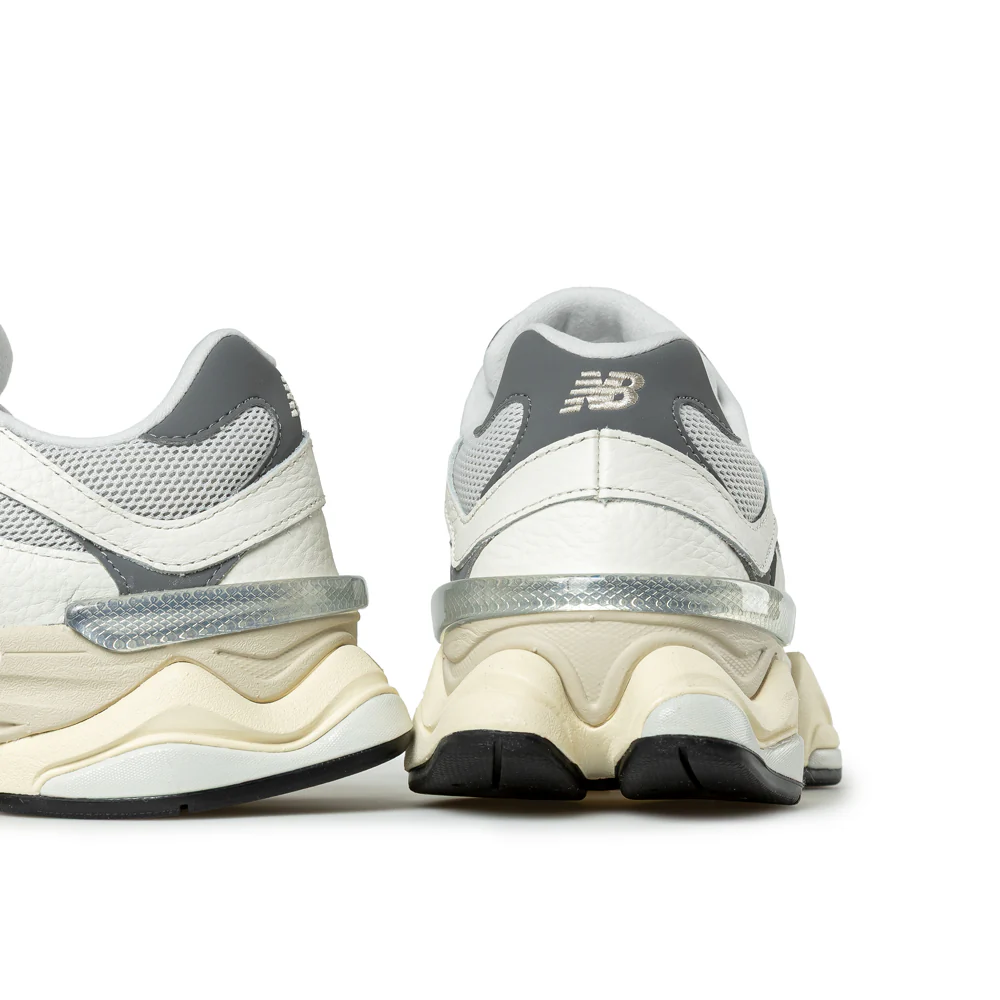 9060 | Sea Salt Castlerock - Image 6