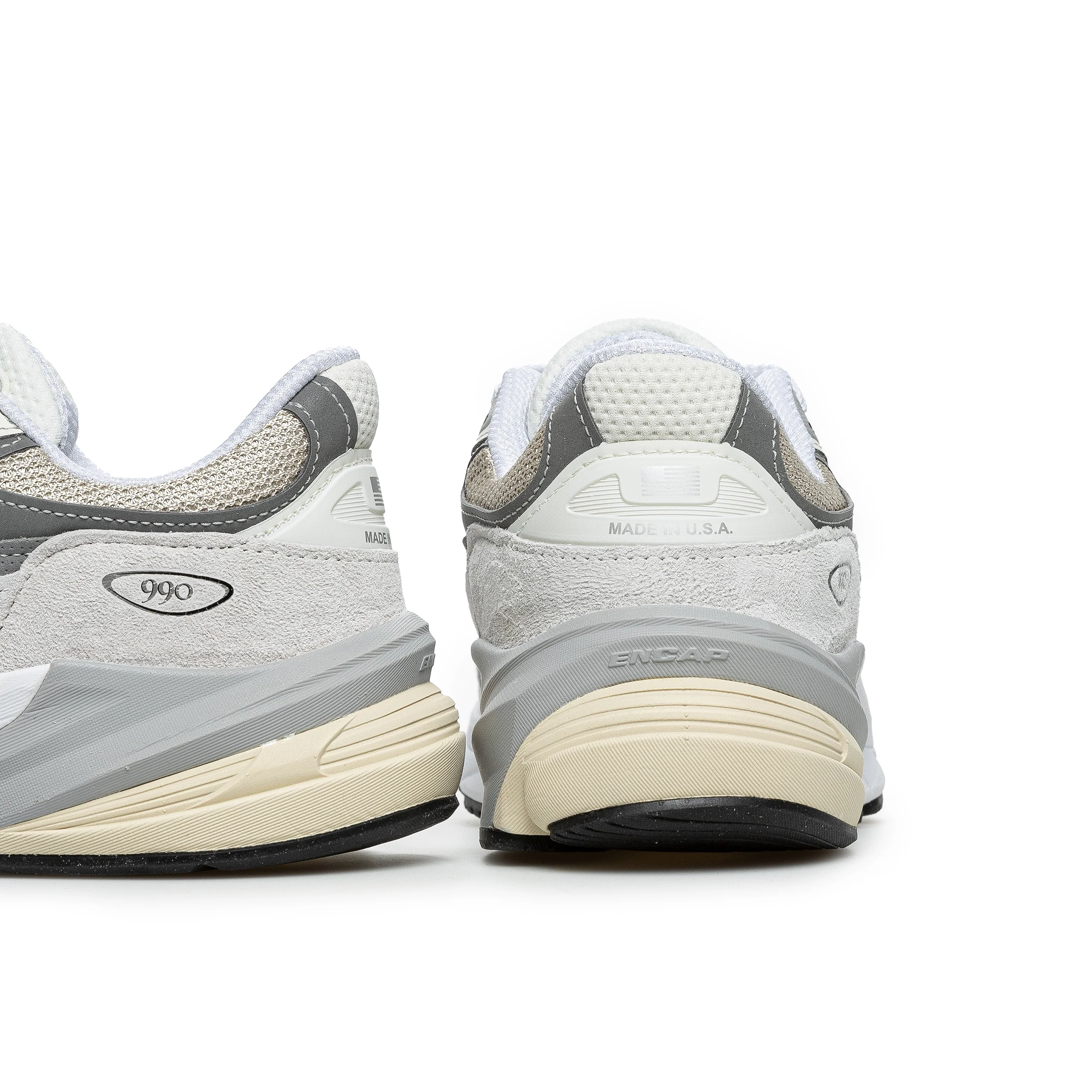990v6 Made In USA | Reflection - Image 6