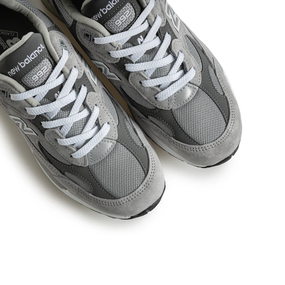 992 Made in USA | Grey Silver Metalic - Image 5