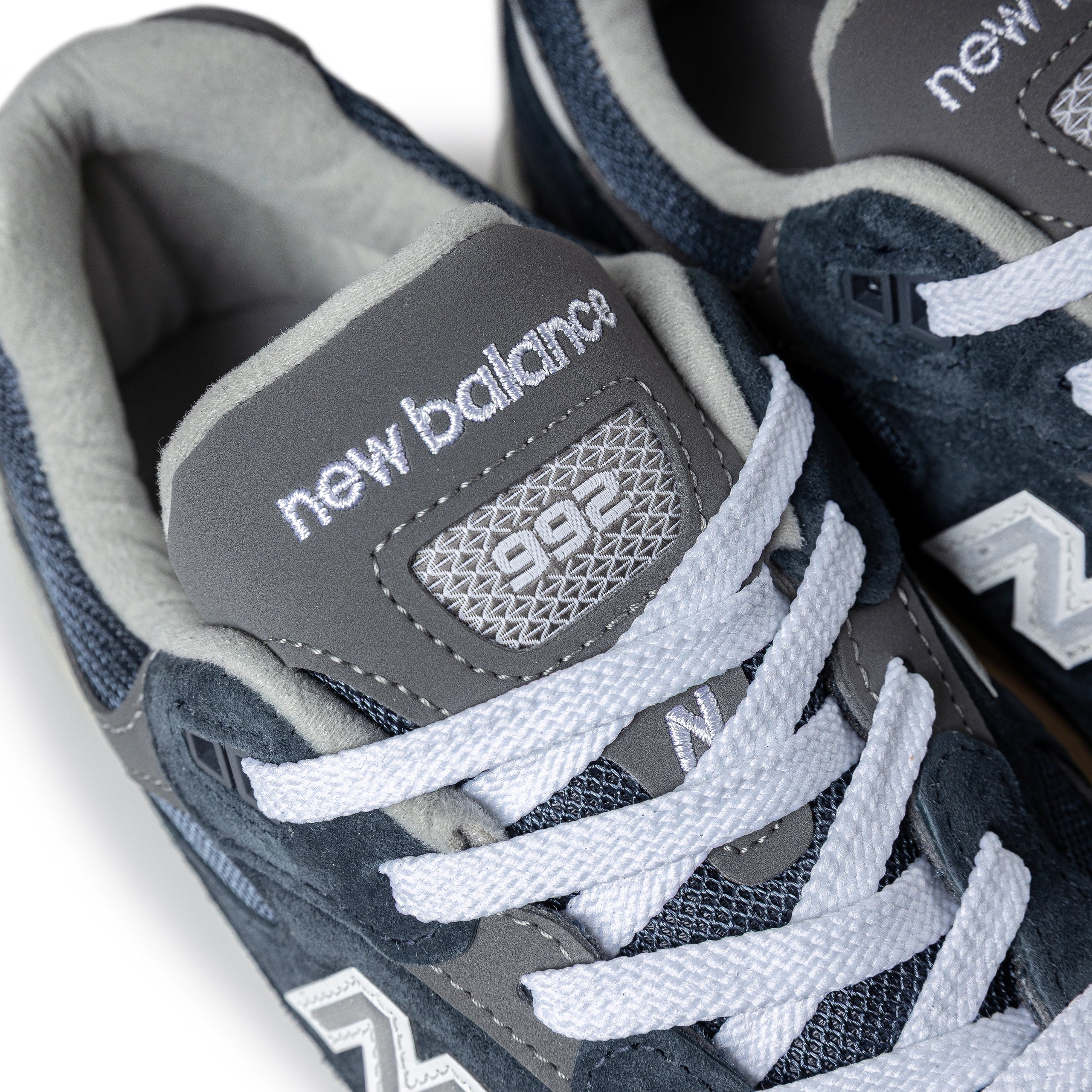 992 Made in USA | Navy - Image 4