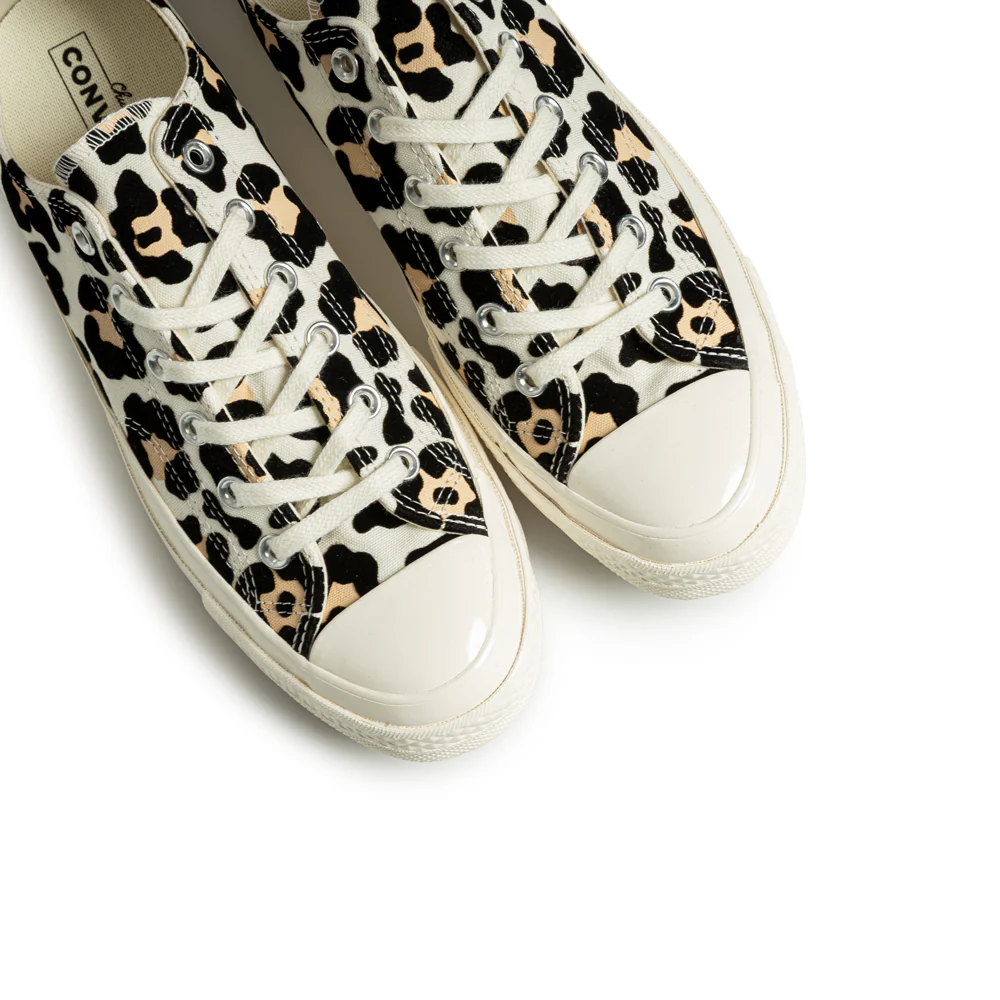 Chuck 70 Leopard Print Low | Black - Image 5