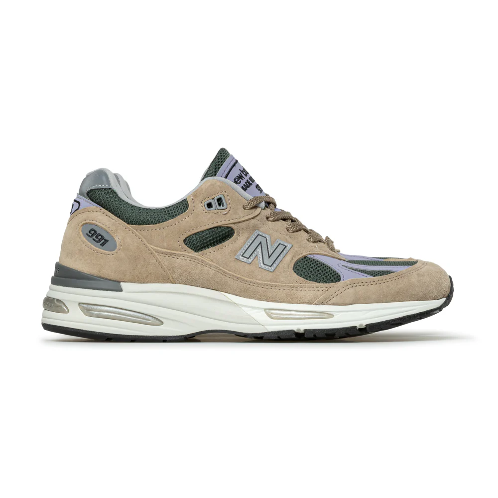 MADE in UK 991v2 | Cement