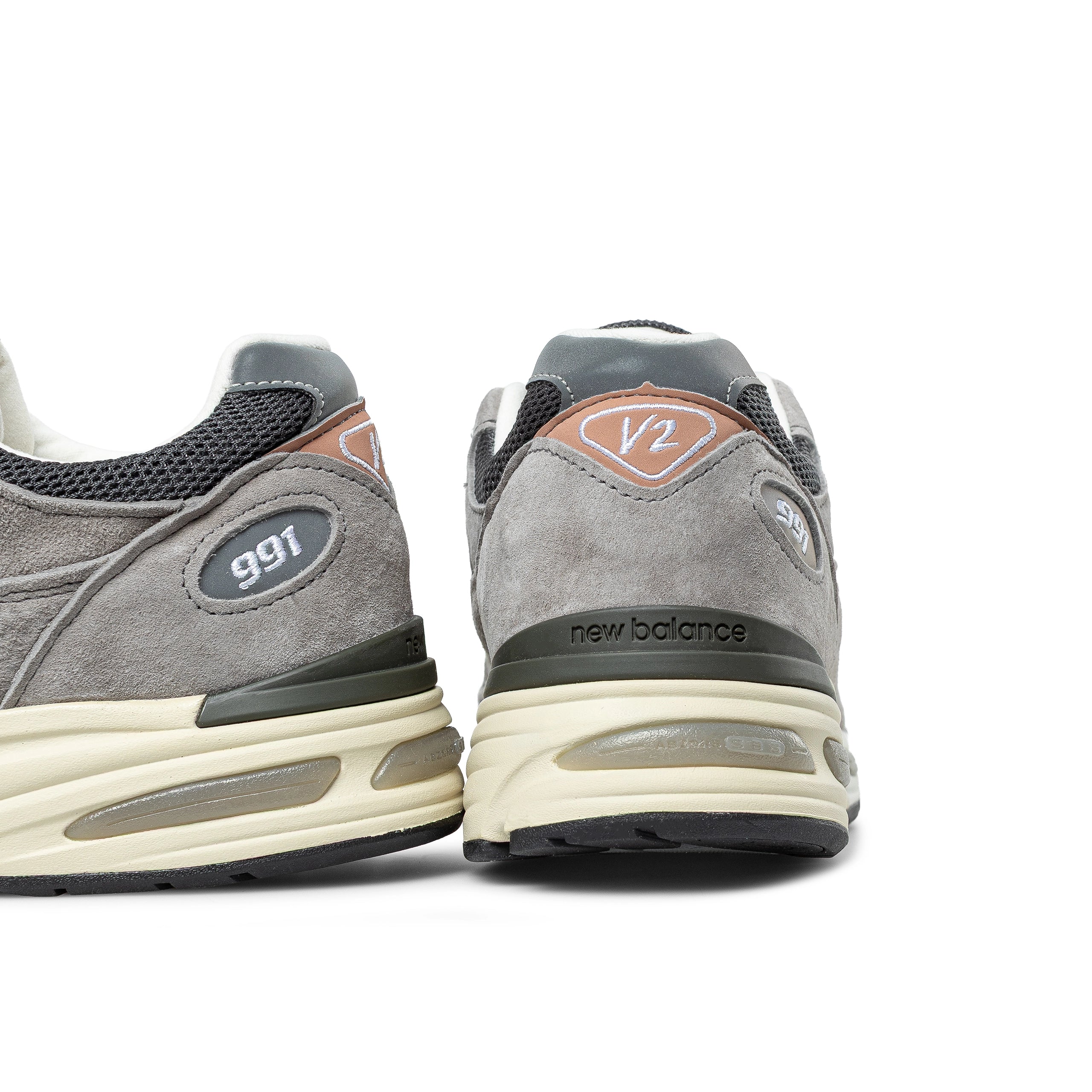 MADE in UK 991v2 | Grey Salmon - Image 6