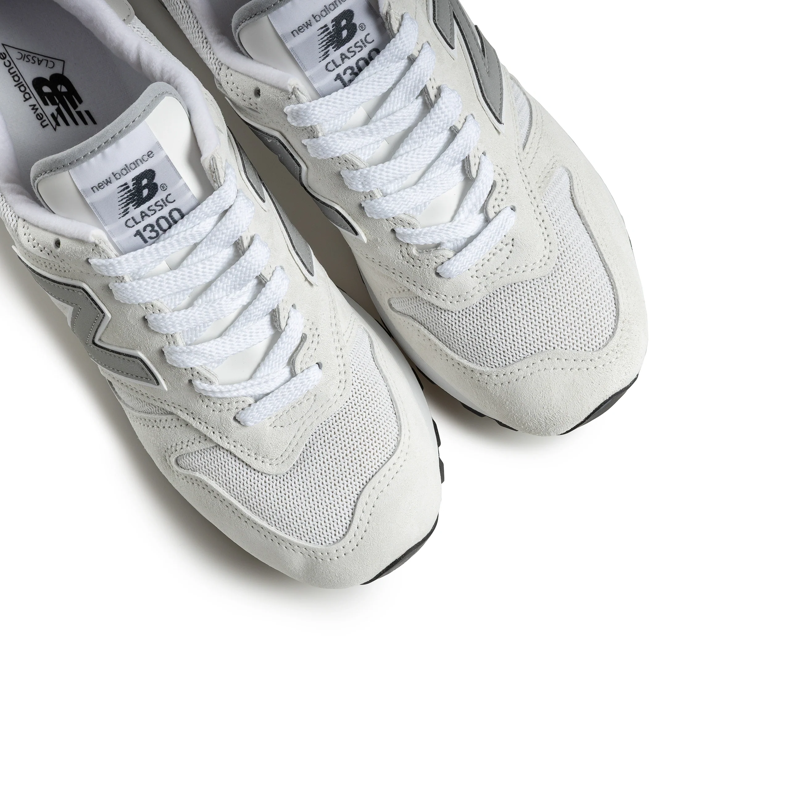 Made in USA 1300WH | Reflection White Raincloud - Image 5