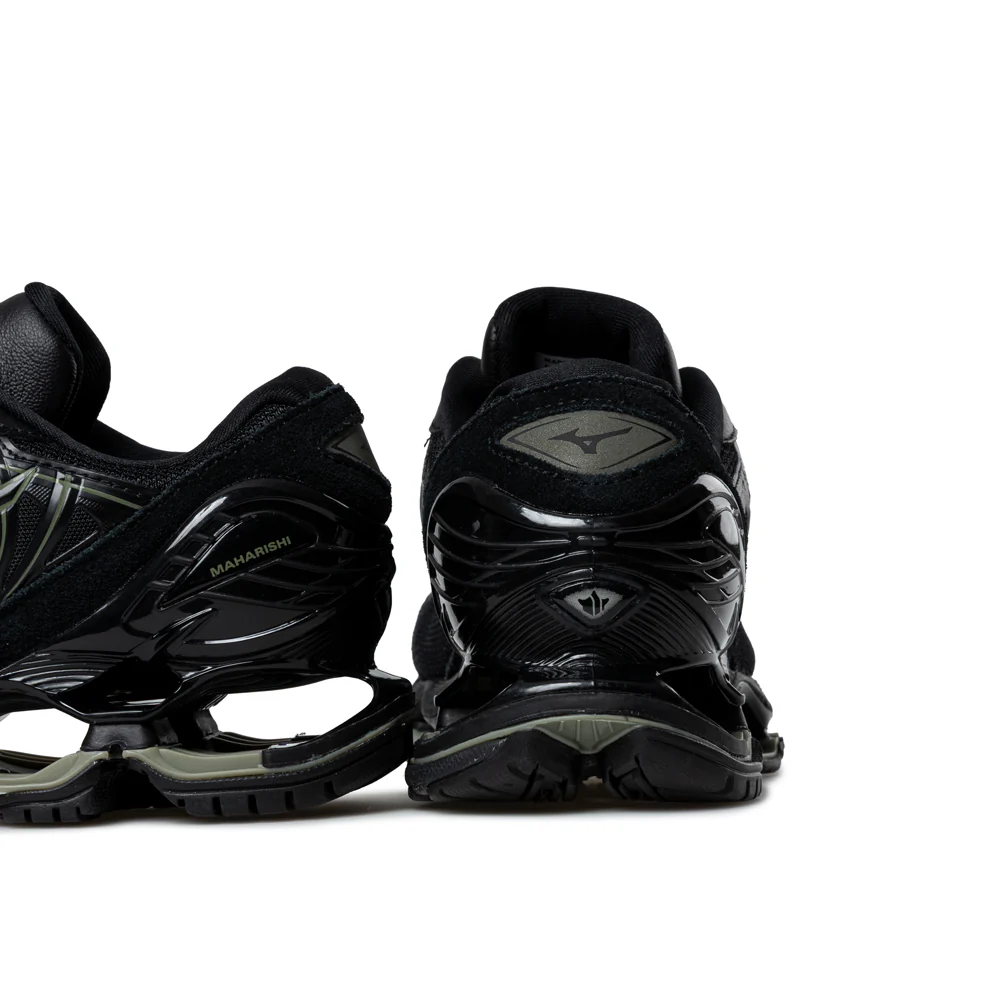 Mizuno x Maharishi Wave Prophecy LS | Black Sand - Image 6