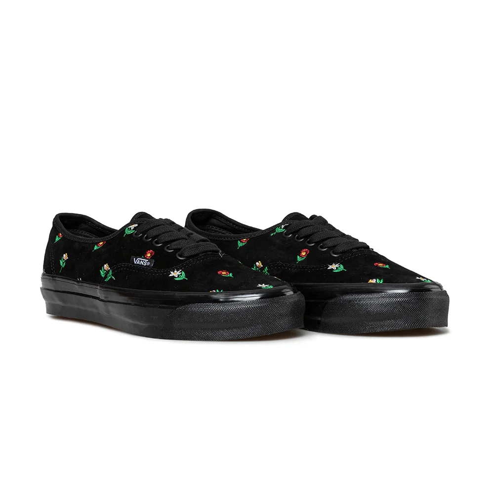 Vans OTW Authentic 44 Embroidery | Flower Print Black - Image 2