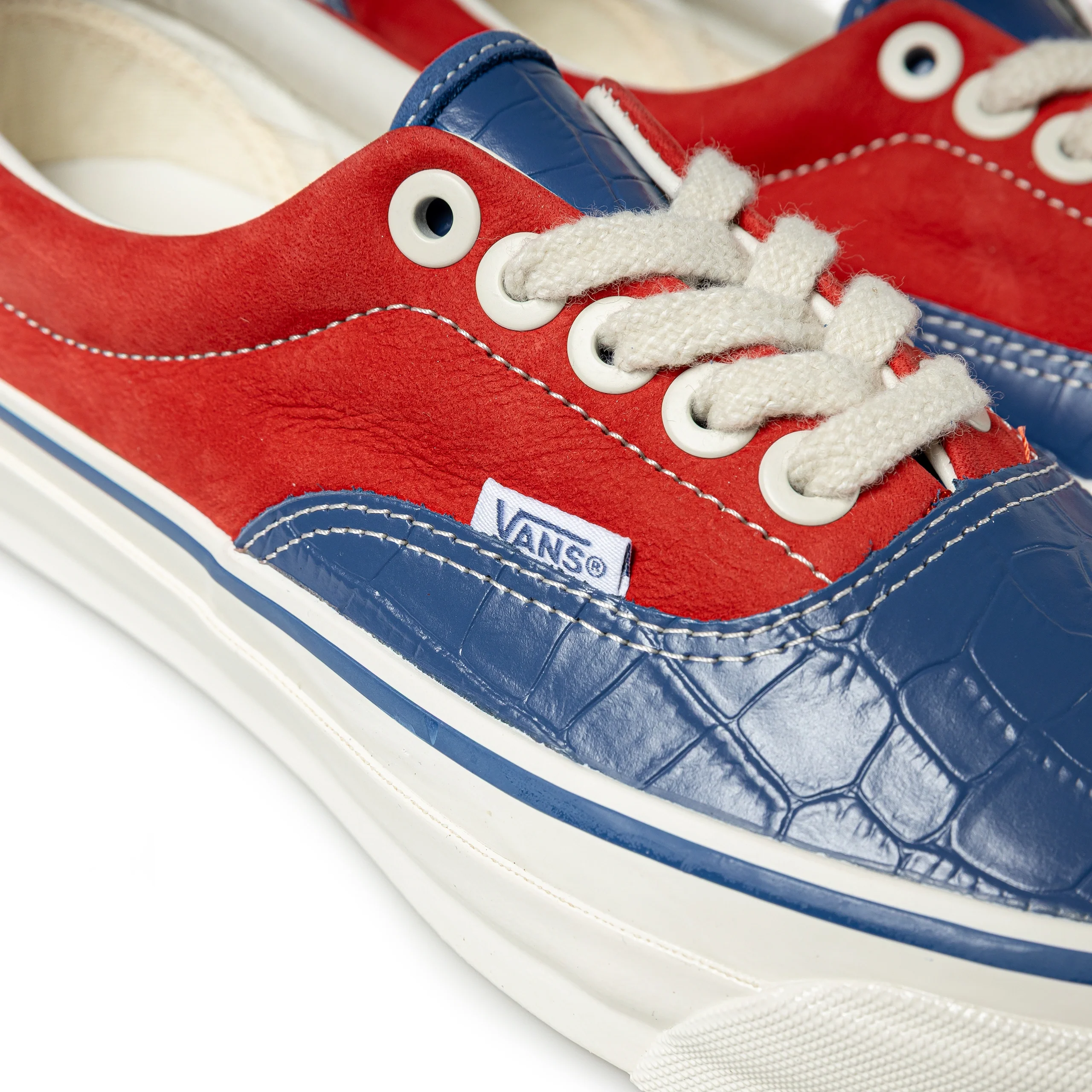 OTW Era 95 Vibram | Navy Red Crocodile - Image 4
