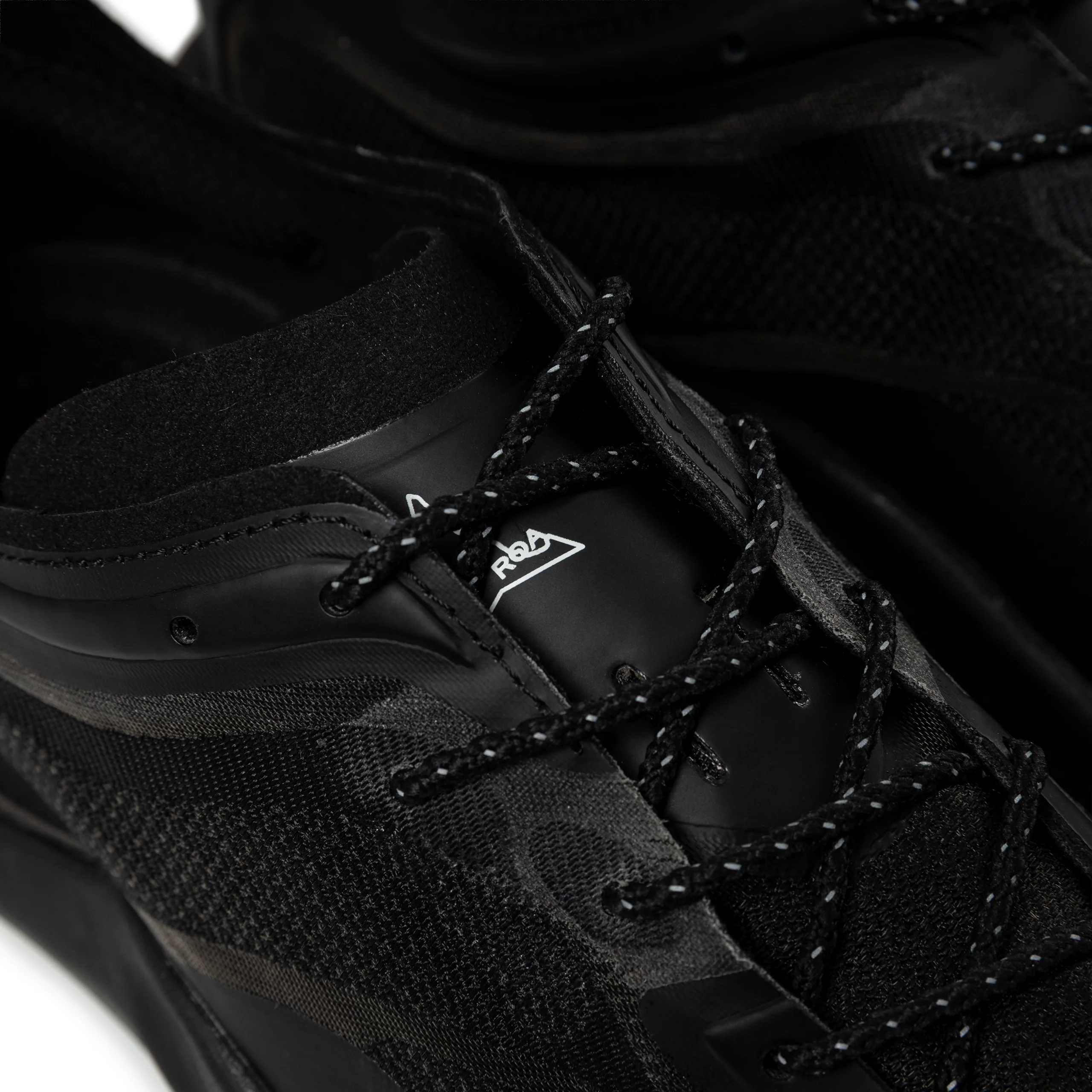 Sella | Black - Image 4