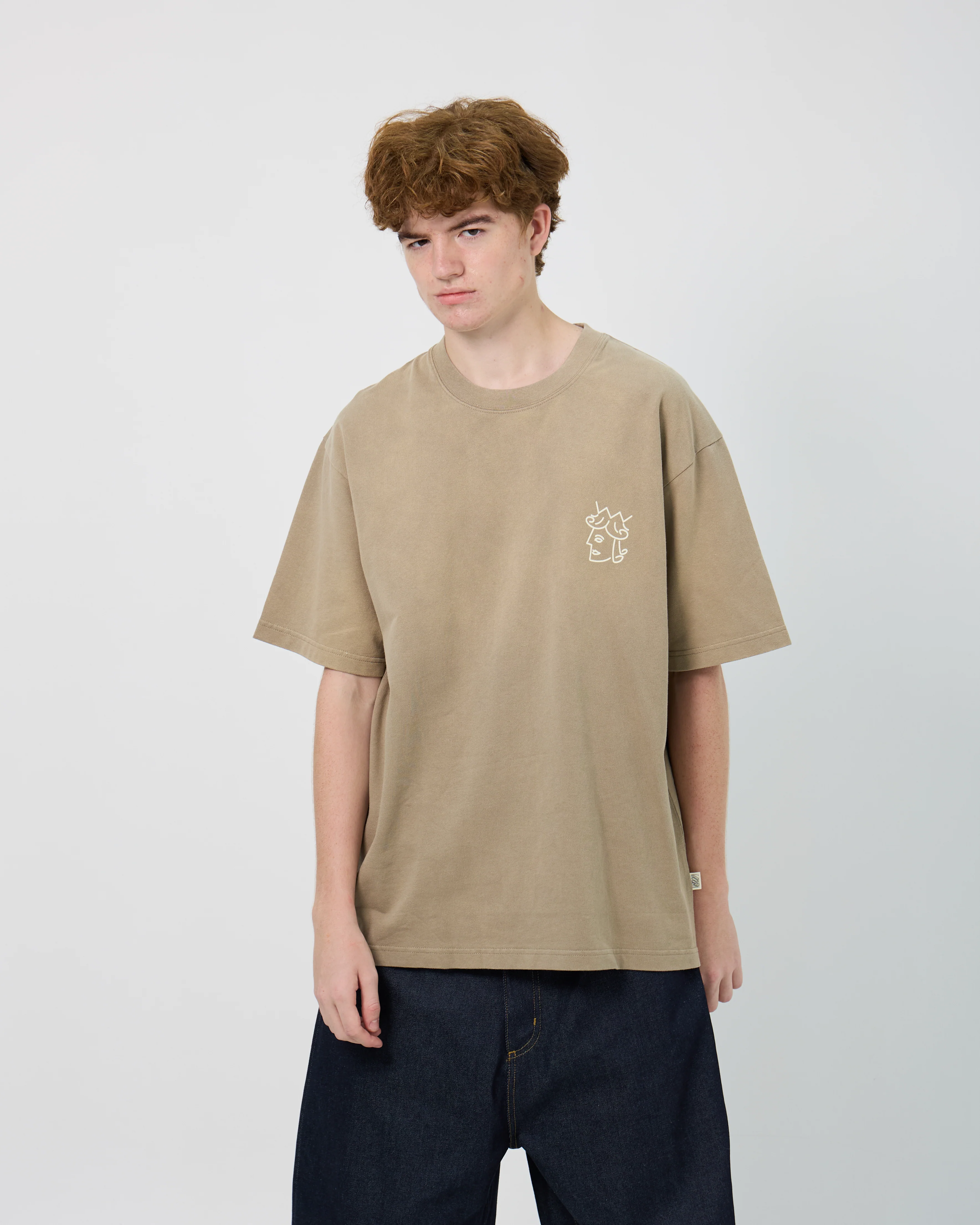 Sun Faded Queenhead Logo Tee | Beige - Image 4