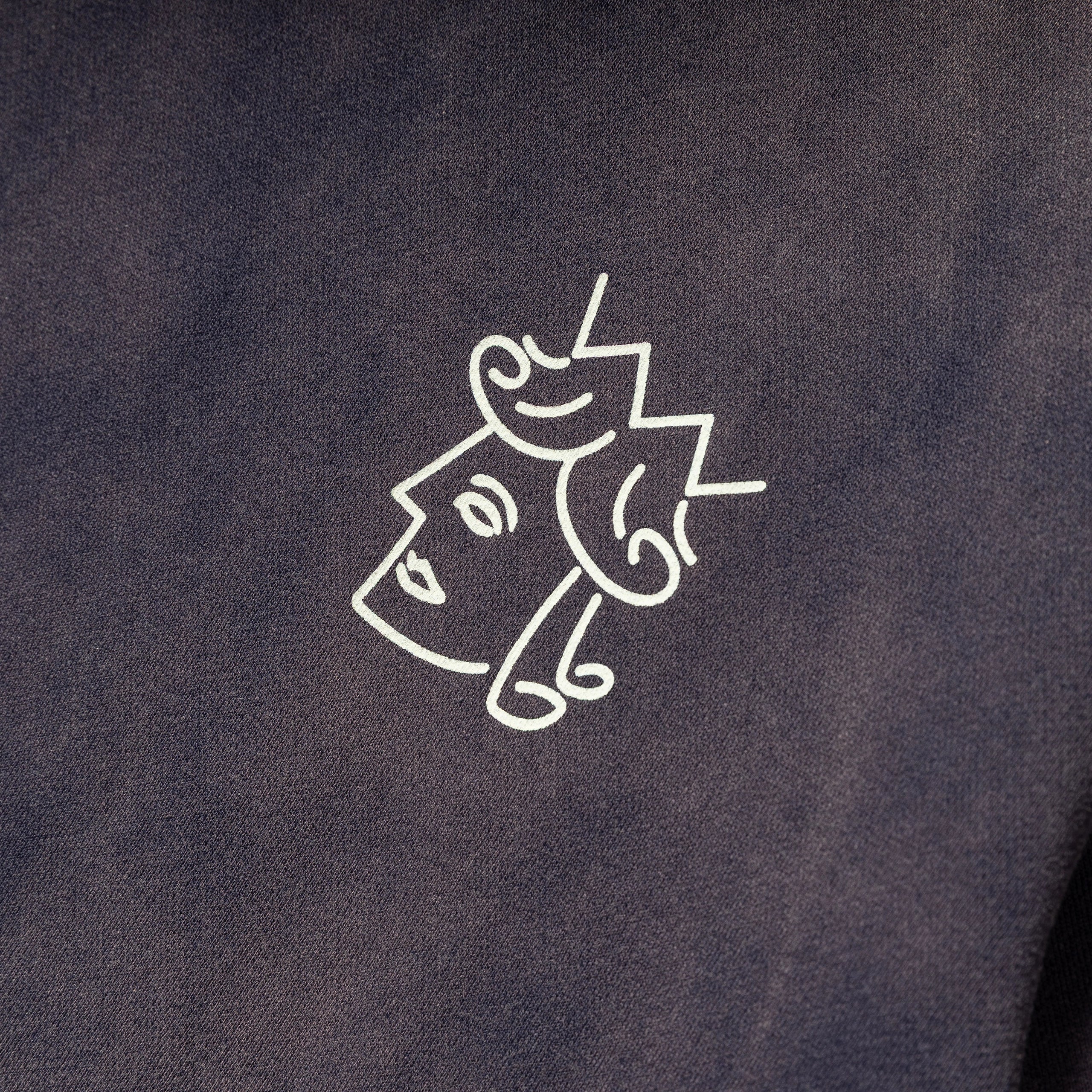 Sun Faded Queenhead Logo Tee | Navy - Image 3