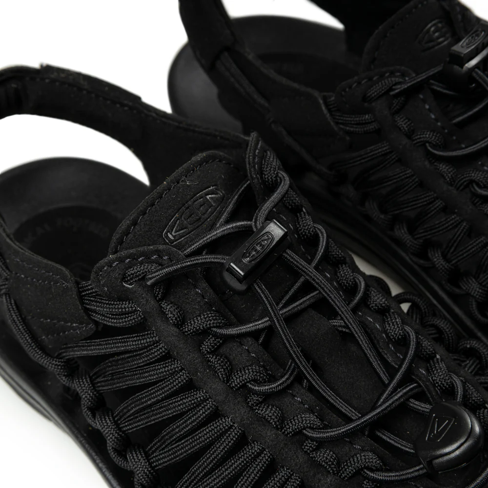W' Uneek Sneaker Sandals | Black - Image 4